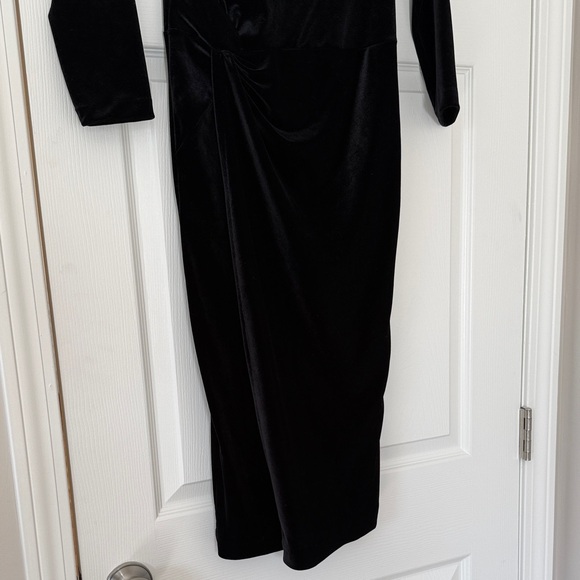 Banana Republic Knotted Black Velvet Dress - Picture 8 of 8